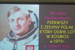 1749745377447